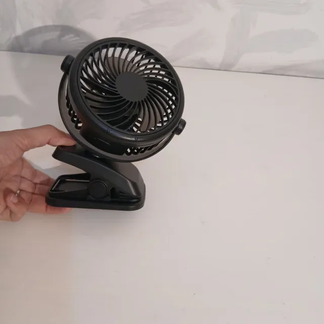 Mini ventilatore con pinza