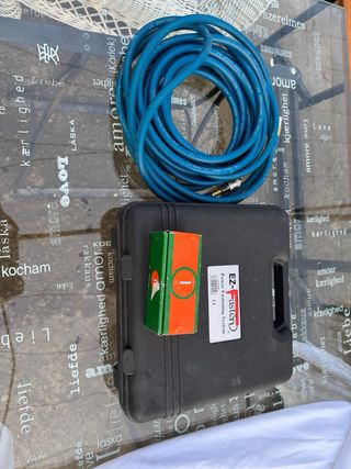 Pistola Clavos + Manguera Aire