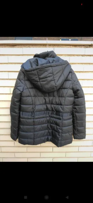 Chaqueta Cortefiel acolchada negra Talla S