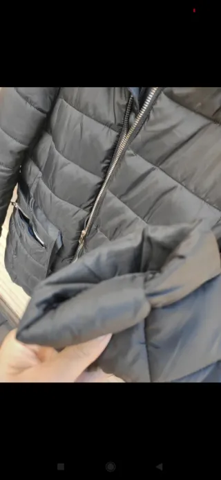 Chaqueta Cortefiel acolchada negra Talla S