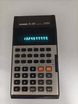 Calculadora Casio fx-140
