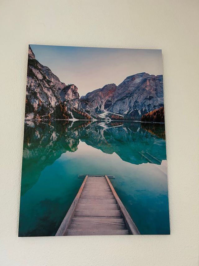Cuadro paisaje montañas y lago