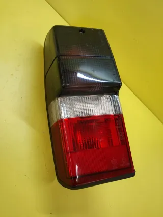 PILOTO TRASERO IZQUIERDO NISSAN PATROL