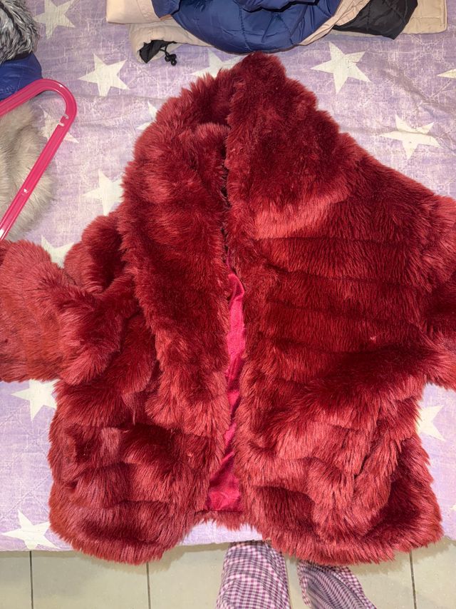 Chaqueta de pelo roja