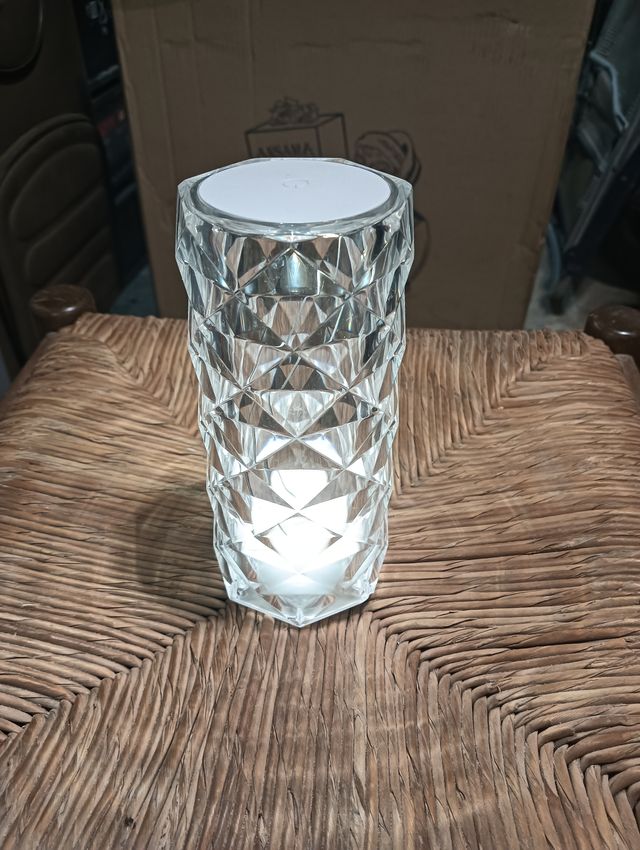 Lámpara LED Recargable Cristal