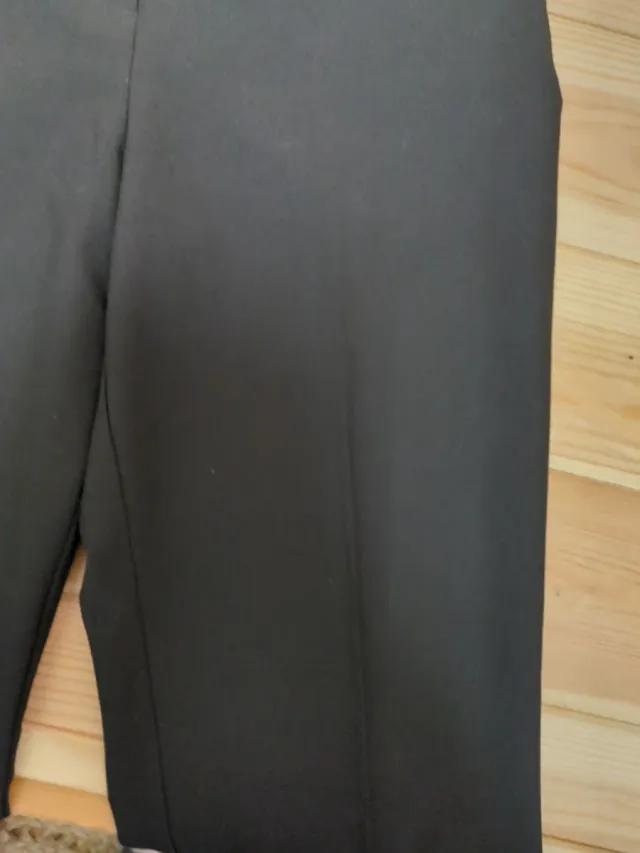 Pantalón Zara negro botones