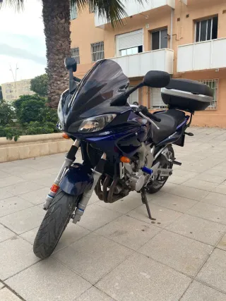 Yamaha Fazer 2004