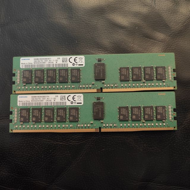 2 x Samsung 16GB DDR4 RAM PC4-2400T
