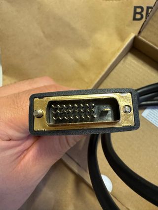 Adaptador DVI a HDMI - Amazon Basics