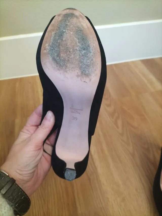 Zapatos de tacón negros talla 39