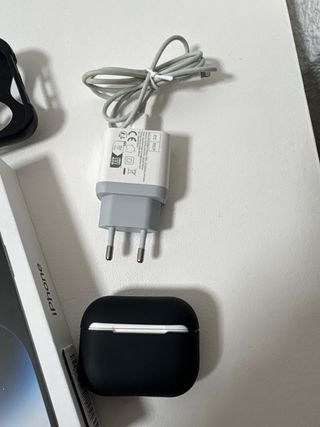 iPhone 14 Pro 256GB + AirPods Pro 2