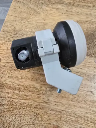 Receptor LNB Sharp BS1K1EL120A