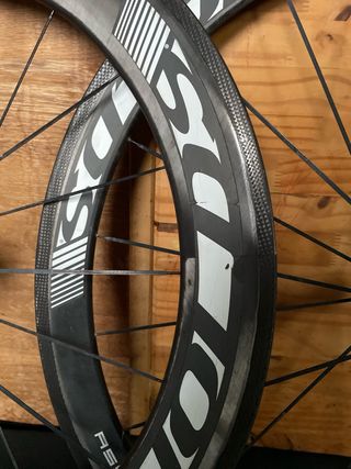 Ruedas de carbono strike reynolds