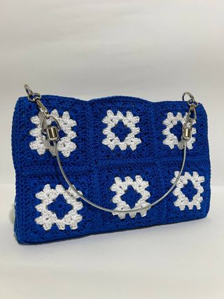 Borsa uncinetto granny blu e bianca