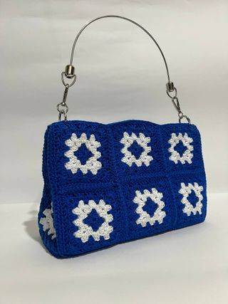 Borsa uncinetto granny blu e bianca