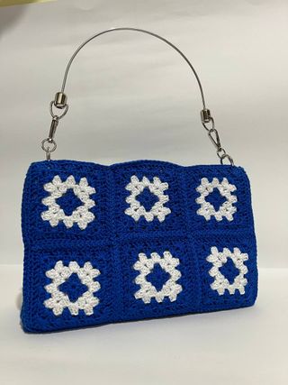 Borsa uncinetto granny blu e bianca