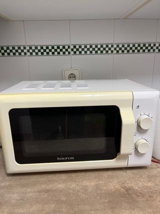 Microondas Taurus Blanco