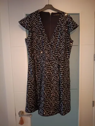 Vestido lentejuelas negro y plateado