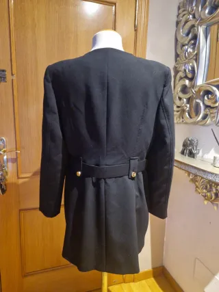 Blazer negro con cinturón