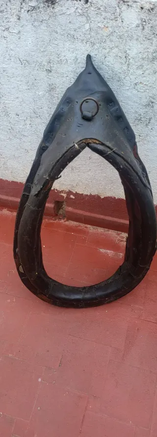 Collerón francés negro y rojo 60cm