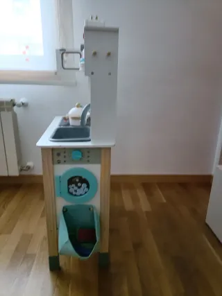 Cocina de juguete con accesorios