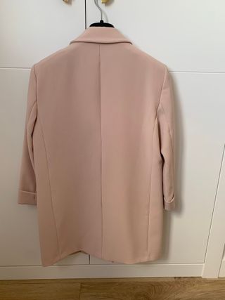 Chaqueta blazer americana Zara, rosa palo. Talla M