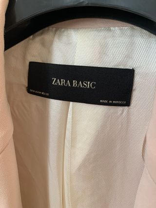 Chaqueta blazer americana Zara, rosa palo. Talla M