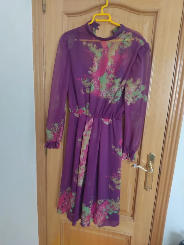 Vestido vintage morado estampado