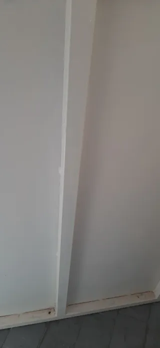 Puerta exterior de hierro