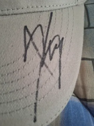 Cappellino ALU autografato Dovizioso e Marquez