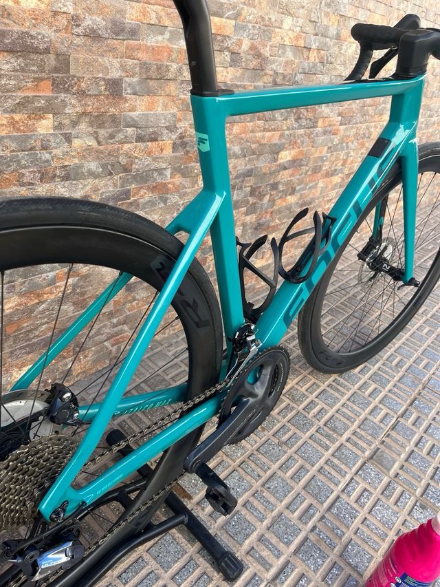 Bicicleta de carretera Focus Izalco Max 8.9