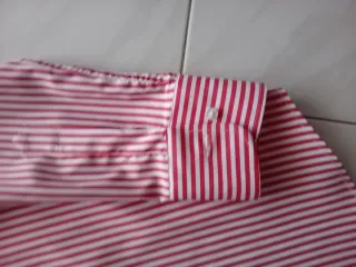 Camicia da uomo a righe rosse e bianche di cotone