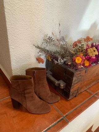 Botas de ante Mango marrones