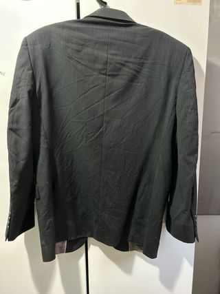 Traje negro mexicano Marca J Ferrar Talla M-L