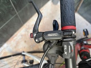 Bicicleta Trekking Roja