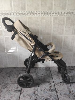 SILLA DE PASEO JOIE COLOR BEIGE