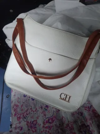 Bolso blanco y marrón piel sintética