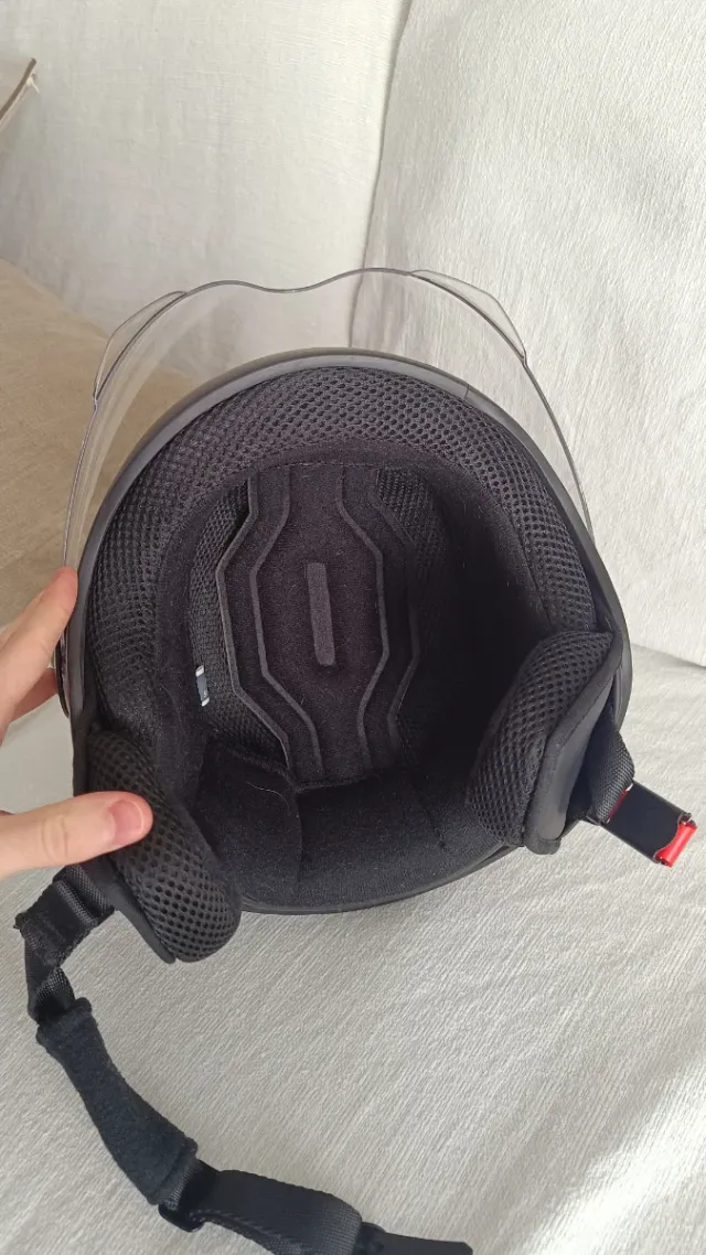 Casco de Moto Negro con Visera - L (58 cm)