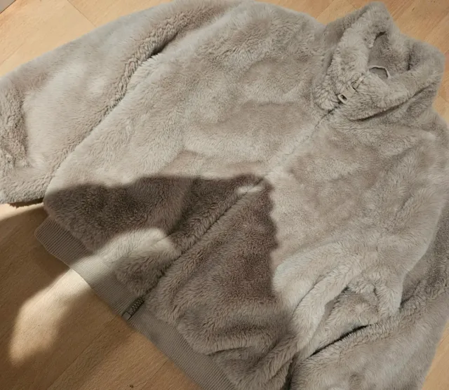 Abrigo pelo @Niñas. Zara kids