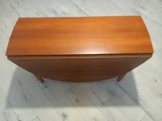 Tavolo consolle ciliegio con 4 sedie