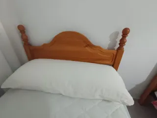 Pareja camas pino con somier