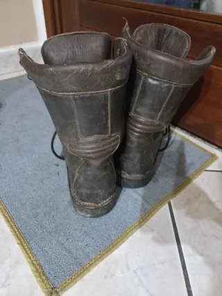 Scarponi in pelle marrone