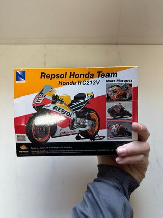 Moto Repsol Honda Team 1:12 Marc Márquez