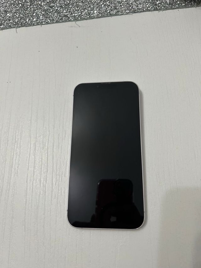 iPhone 14 Plus Apple