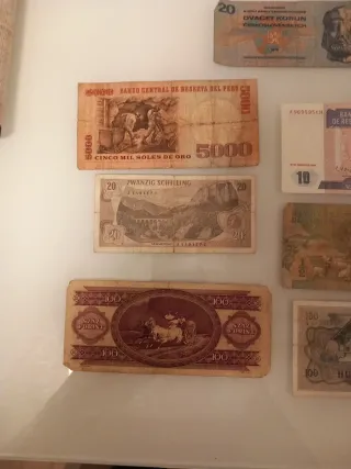 Lotto 7 banconote straniere