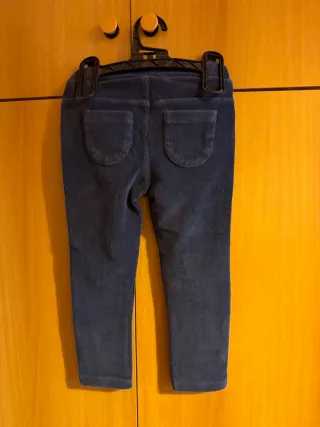 Pantaloni in velluto a coste blu