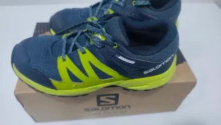 Zapatillas Salomon Talla 35 impermeables