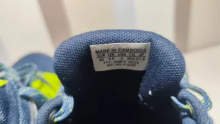 Zapatillas Salomon Talla 35 impermeables