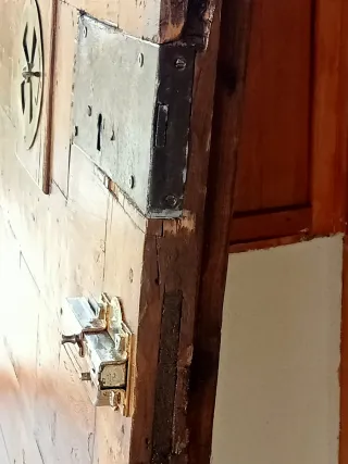 Puerta de entrada exterior madera maciza