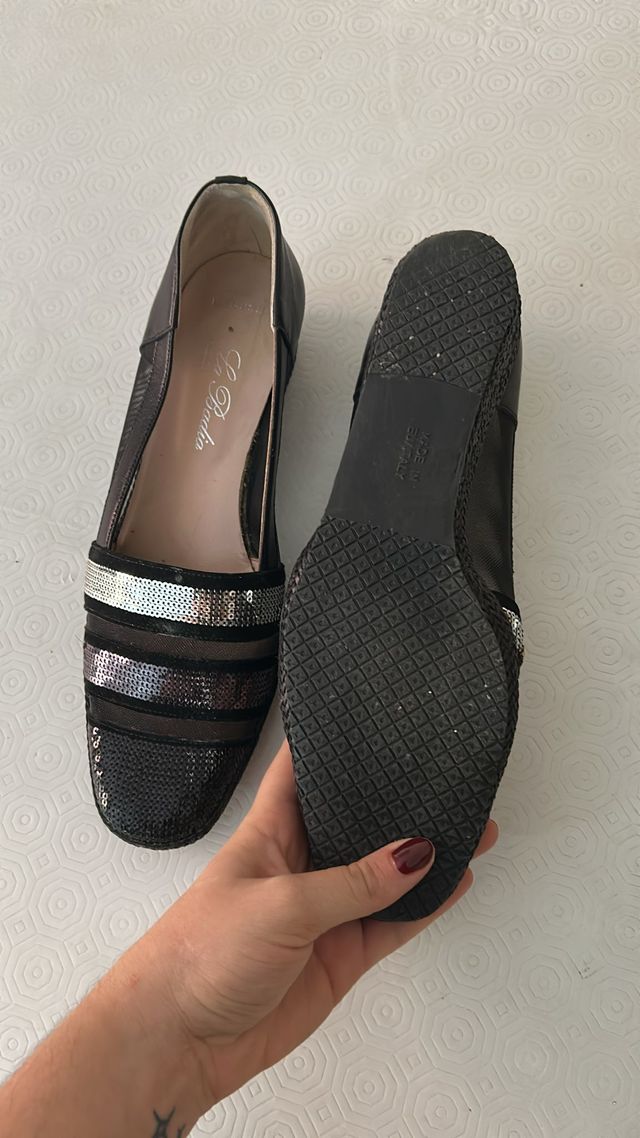 Zapatos La Badia Negros y Plateados Talla 41